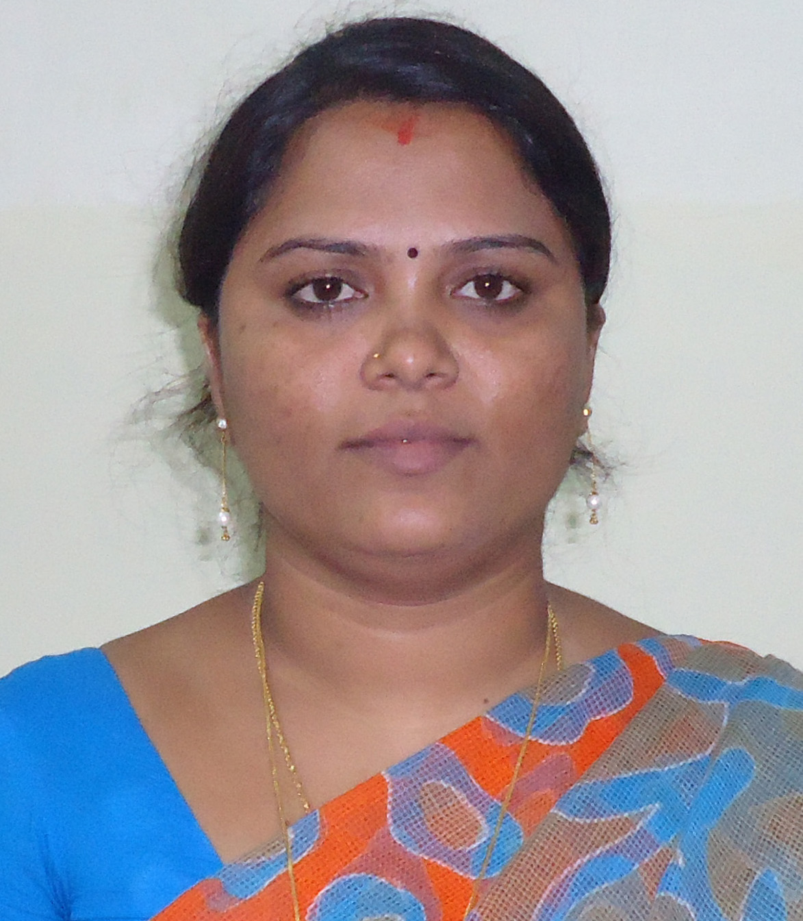 Dr.M.SANTHANALAKSHMI